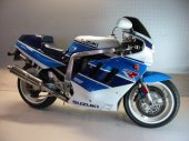 1990 Suzuki GSX-R 750 photo